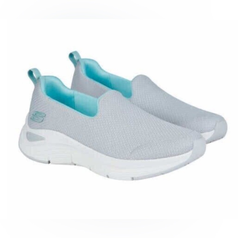 Skechers Women's Gray Arch Comfort Slip on Athletic Sneaker Shoe Size 6.5 NEW!